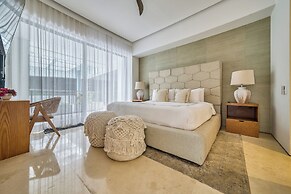 Maxwell Collection Romantic Zone