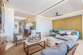 Maxwell Collection Romantic Zone