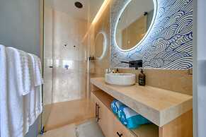 Maxwell Collection Romantic Zone