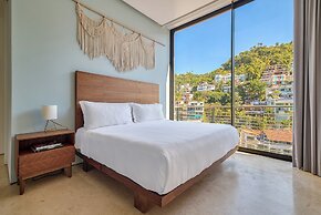 Maxwell Collection Romantic Zone