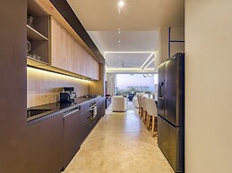 Maxwell Collection Romantic Zone