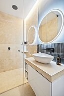 Maxwell Collection Romantic Zone