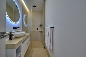 Maxwell Collection Romantic Zone