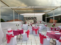 The cloud room At Csompo Silver Manor