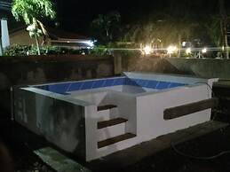 The cloud room At Csompo Silver Manor