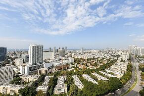 Opulent Ease 2BR Apt in Midtown