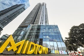 Opulent Ease 2BR Apt in Midtown