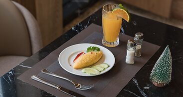 La Passion Premium  Cau Go Hotel