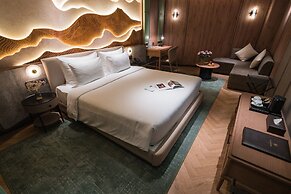 La Passion Premium  Cau Go Hotel