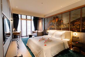 La Passion Premium  Cau Go Hotel