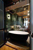 La Passion Premium  Cau Go Hotel