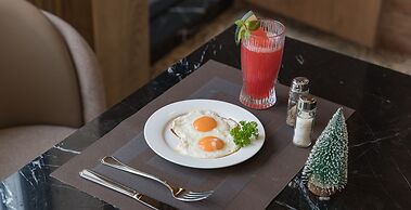 La Passion Premium  Cau Go Hotel