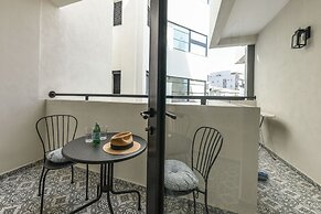 Stylish 2BD Bauhaus Apt w Balcony