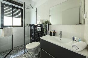 Stylish 2BD Bauhaus Apt w Balcony