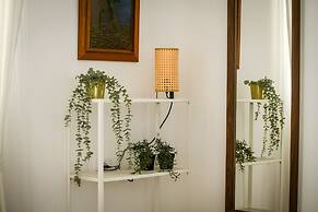 Stylish 2BD Bauhaus Apt w Balcony