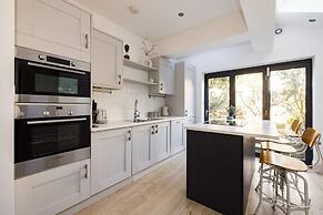 The Stratford Villas