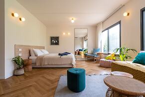 Slowness - Kibbutz Moran