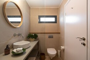 Slowness - Kibbutz Moran