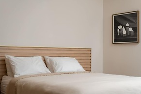 Slowness - Kibbutz Moran