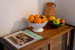 Slowness - Kibbutz Moran