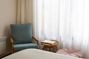 Slowness - Kibbutz Moran