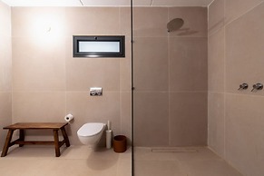 Slowness - Kibbutz Moran