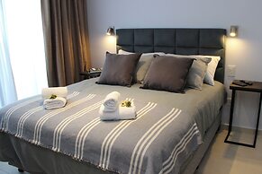 In House BA - College