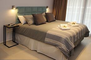 In House BA - College