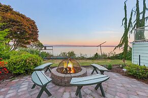 Views Seclusion & Cozy Island Comfort