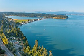 Views Seclusion & Cozy Island Comfort