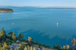 Views Seclusion & Cozy Island Comfort