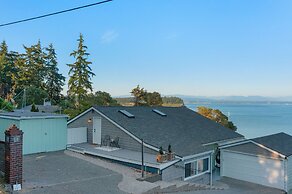 Views Seclusion & Cozy Island Comfort