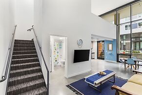 Open Loft in Redmond Core   92 Walkscore (94695864)