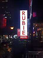 Rubie Hotel
