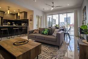 ZEN CENTRAL CBD - 3 Bedroom Apartment