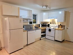 Hood River Suites Apartment Hotel