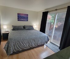 Hood River Suites Apartment Hotel