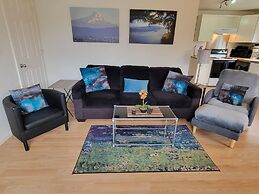 Hood River Suites Apartment Hotel