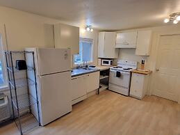 Hood River Suites Apartment Hotel