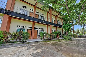 OYO 91877 Mushroom Pondok Ator Syariah Hotel