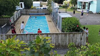 Dickson Holiday Park