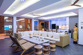 BLUE ELEPHANT Luxury Pool Villa by Blue Mountain Villas