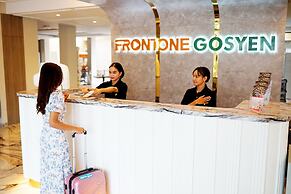 Front One Gosyen Hotel Salatiga
