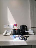 Front One Gosyen Hotel Salatiga