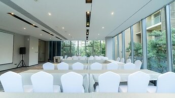 One Park Hotel & Residence
