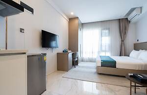 One Park Hotel & Residence