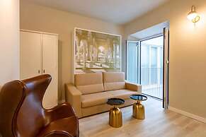 Harinas Central Apartments by Valcambre