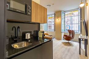 Harinas Central Apartments by Valcambre