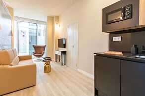 Harinas Central Apartments by Valcambre