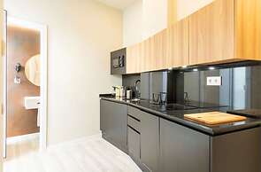 Harinas Central Apartments by Valcambre